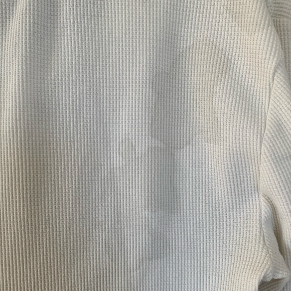 Clothing - Picture 3 of 4